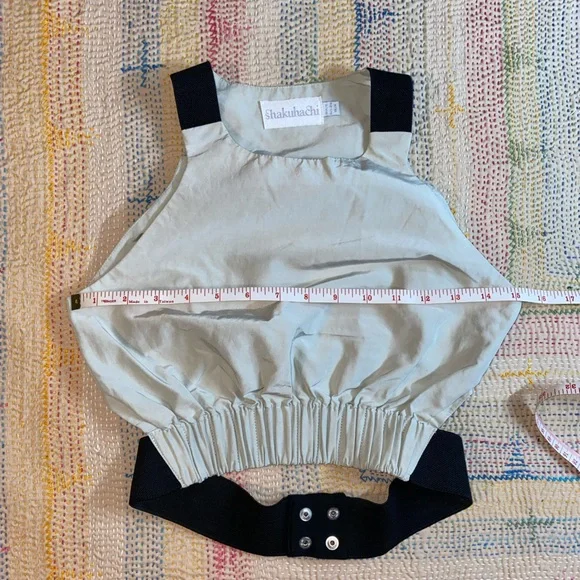 Shakuhachi White and Black Crop Top - Picture 6 of 11